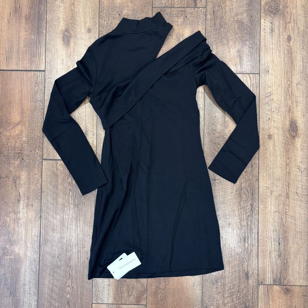 Commense Chic Mock Neck Oblique Cutout Rib Long Sleeve Short Dress Size M NWT - Picture 11 of 11